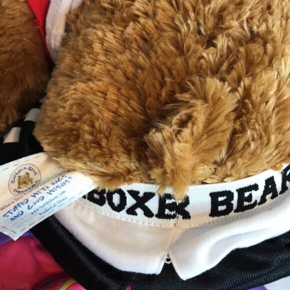 Build a bear BAB brown teddy bear plush with soccer shoes and outfits bundle - Picture 11 of 14